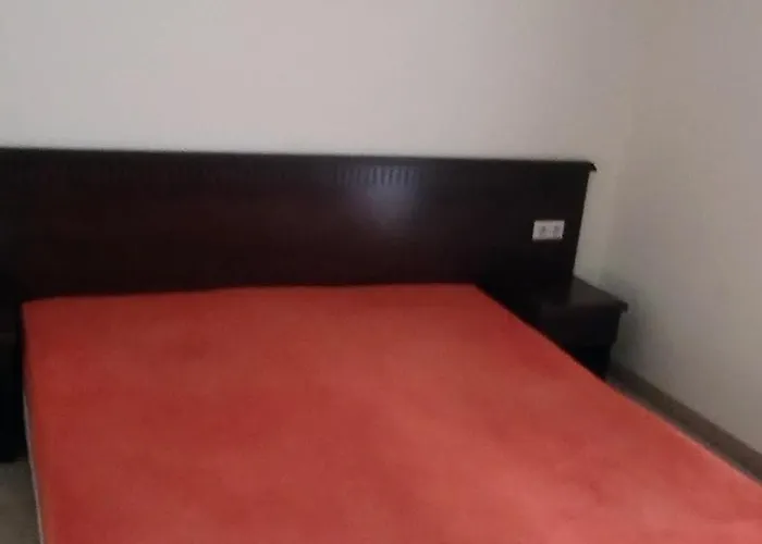 Specious Near Beautiful Apartamento